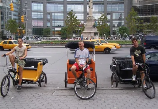 CENTRAL PARK W NOWYM JORKU OFERUJE WYCIECZKI RIKSZĄ